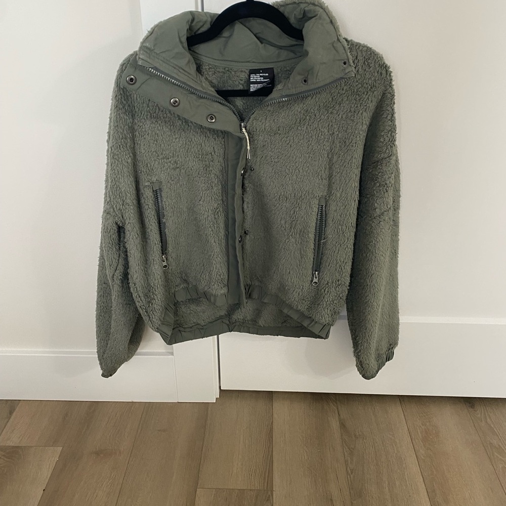 Cozy Green Bomber Jacket